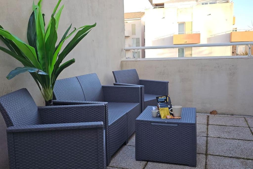 Apartament L'Orchidee, Proche De La Gare Avec Clim Et Terrasse Narbona Zewnętrze zdjęcie