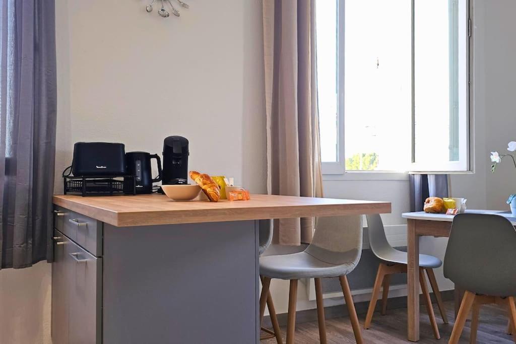 Apartament L'Orchidee, Proche De La Gare Avec Clim Et Terrasse Narbona Zewnętrze zdjęcie